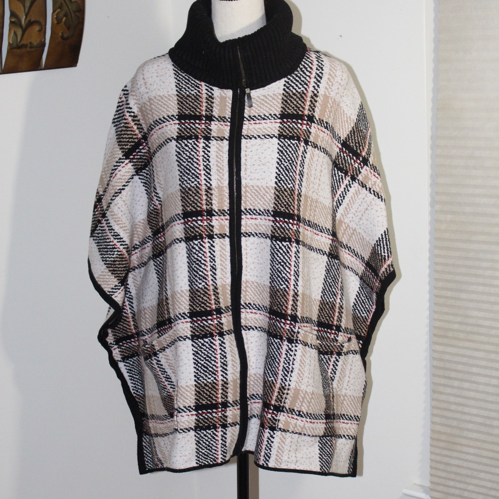 TAHARI, Turtleneck Tan Red Plaid Full Zip Cape Poncho Size SMALL/MEDIUM